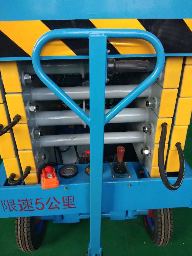 宜昌辅助行走式升降平台